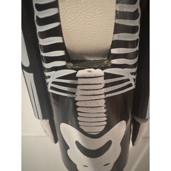 💀 Northlight 14" Wooden Skeleton Halloween Nutcracker (Black & White) - Picture 12 of 13